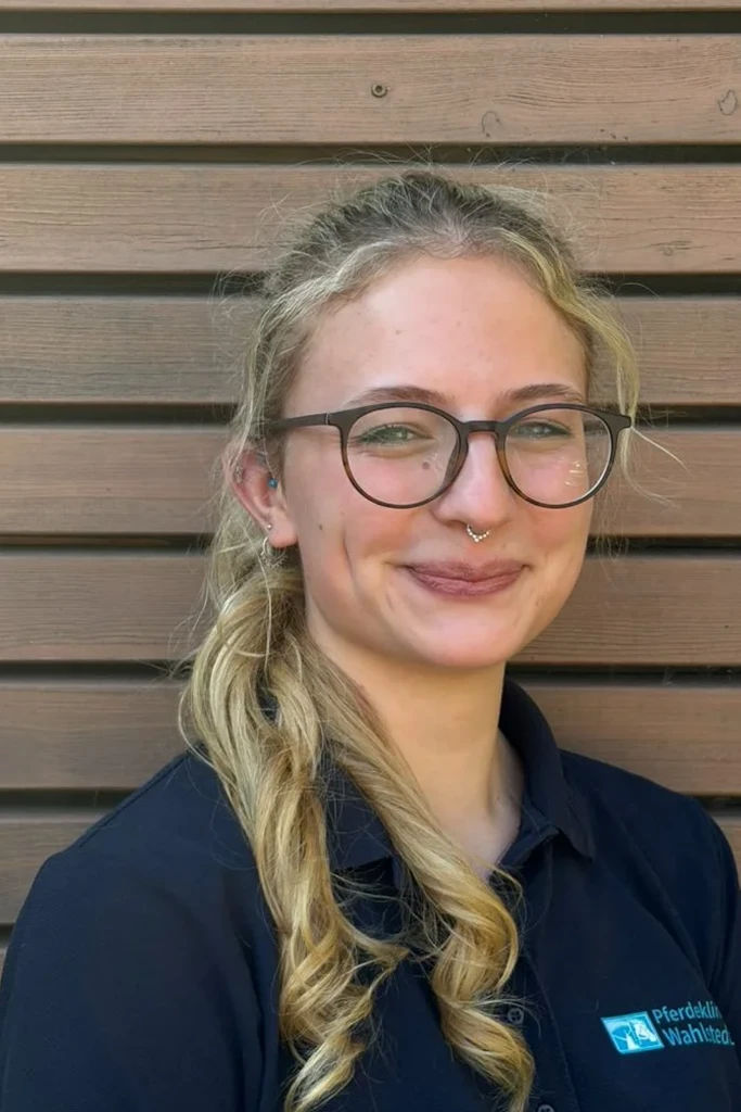 Antonia Stürmer Pferdeklinik Wahlstedt